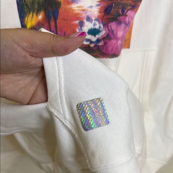 NWOT- Heron Preston Cream Sweater with Classic Heron Graphic Design- Small - Picture 5 of 10